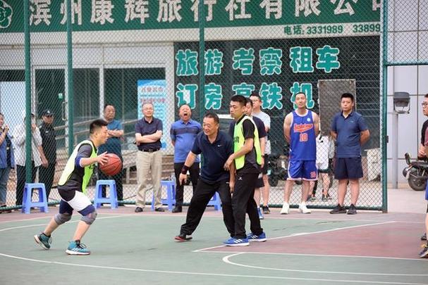 展现出了非